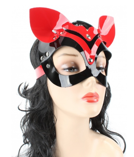 Маска кошечки черно-красная блестящая