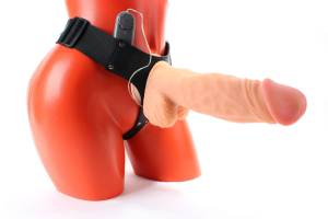 Огромный страпон с вибрацией 