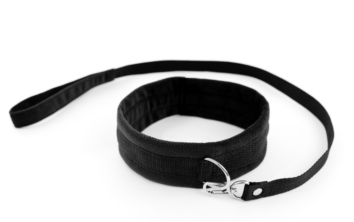 Ошейник с поводком чёрный My rules