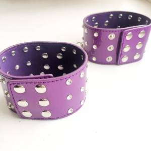 Яркие фиксаторы со стразами Purple 