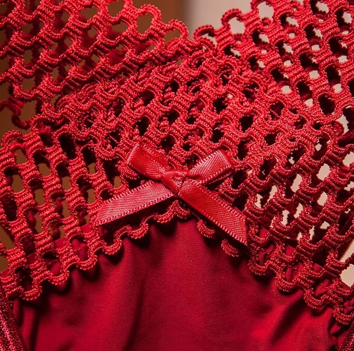Трусики с кружевной резинкой красные S/M