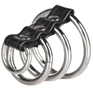 Хомут на пенис из трех металлических колец и кольца для привязи 
