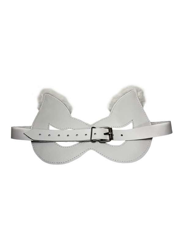 Маска из натуральной кожи White