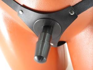 Трусики из кожи с насадкой Харнес 