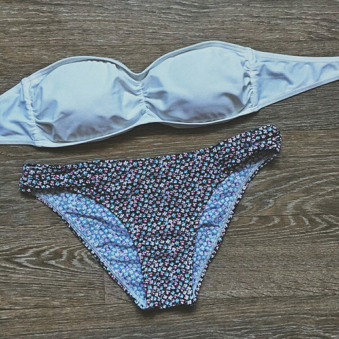 Купальник с белым лифом Bikini L 