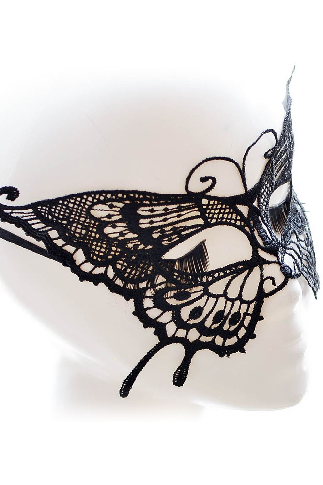 Маска кружевная изящная