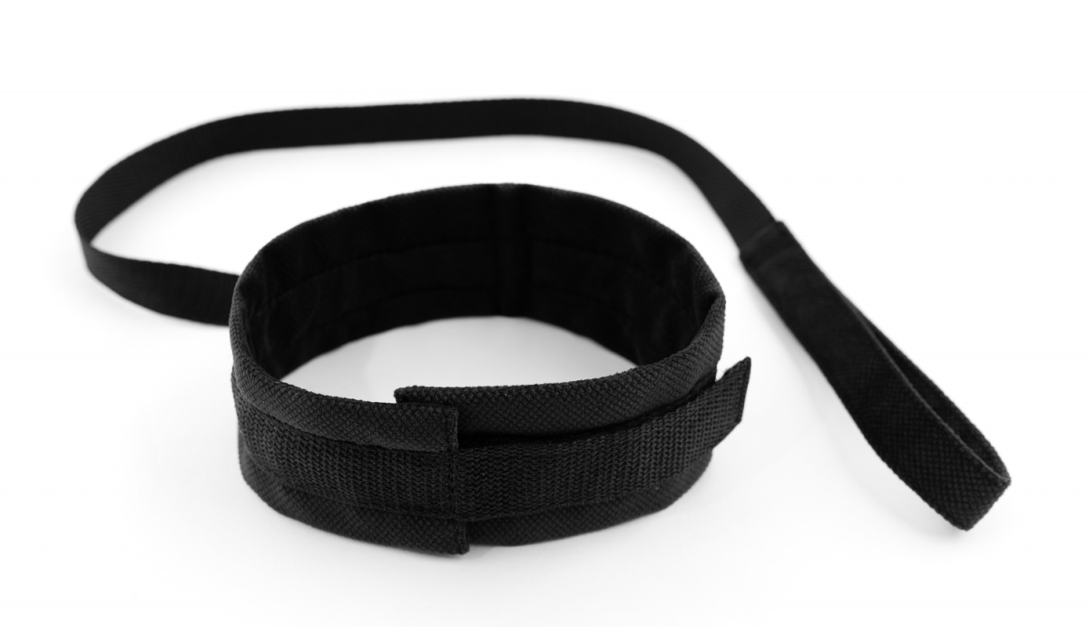 Ошейник с поводком чёрный My rules