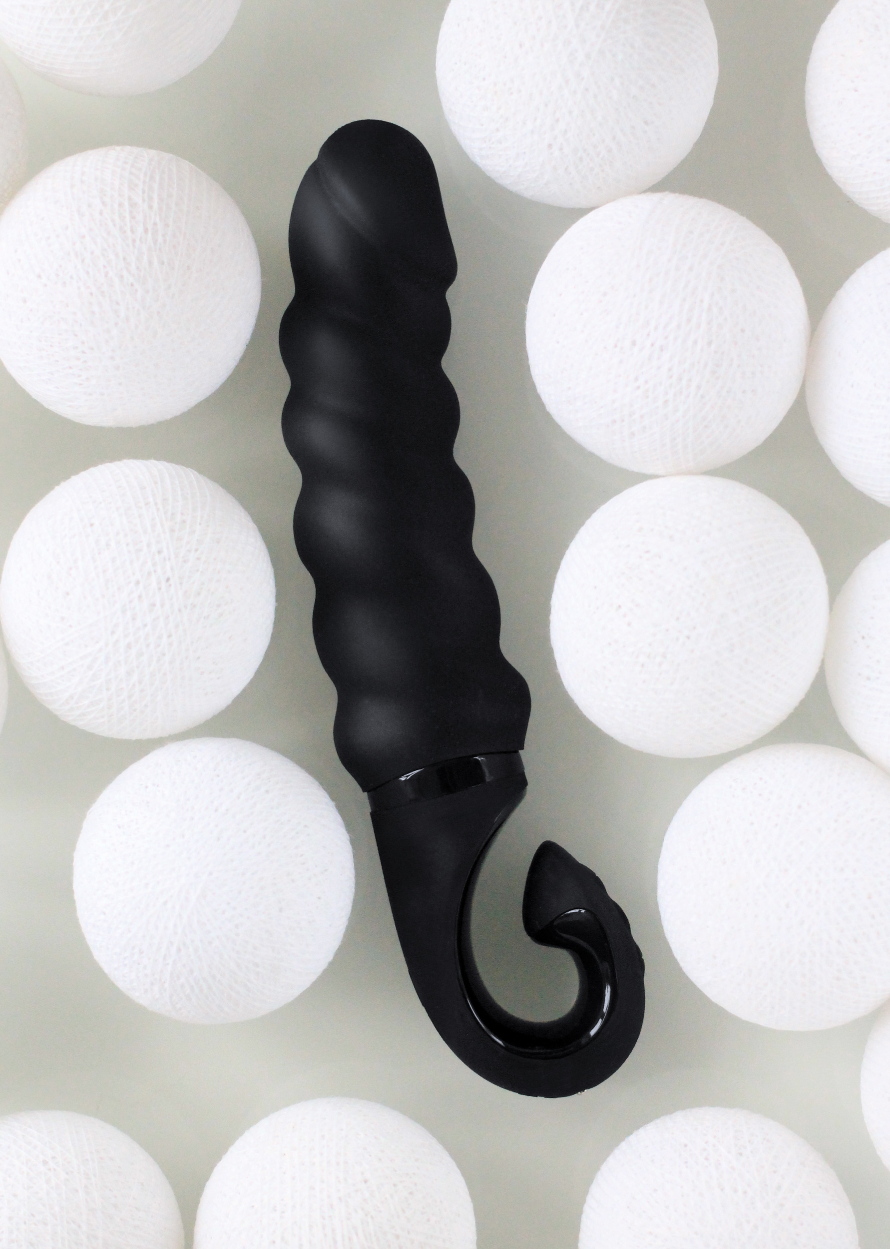 Вибратор Black Gjack2