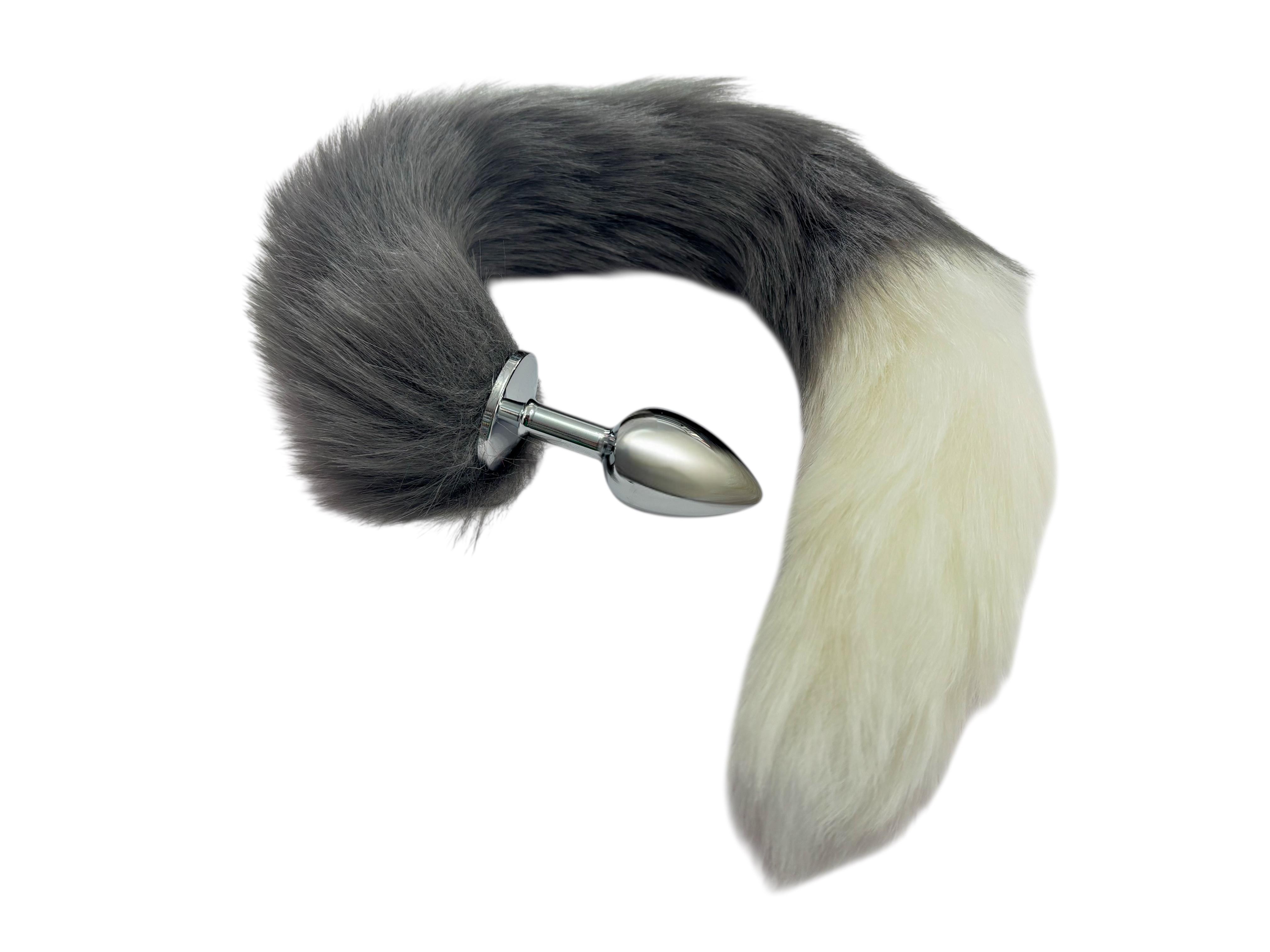 Анальная пробка S с пушистым серо-белым хвостом