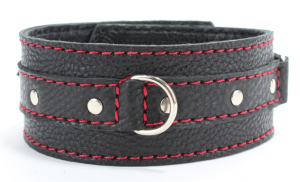 Ошейник из натуральной кожи с красной строчкой PS 